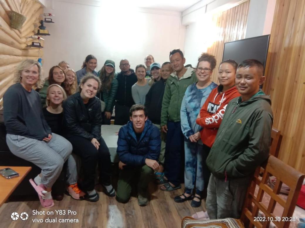 דרג'ילינג Ajit Homestay, Darjeeling מראה חיצוני תמונה