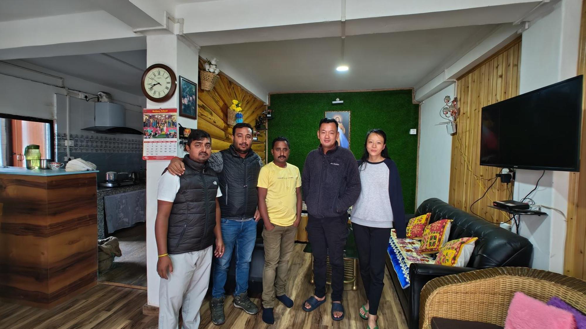 דרג'ילינג Ajit Homestay, Darjeeling מראה חיצוני תמונה