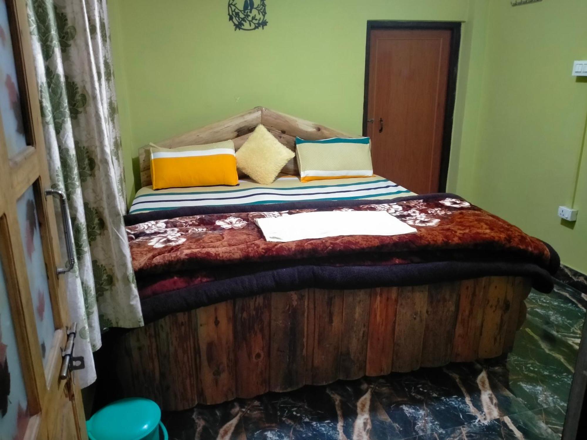 דרג'ילינג Ajit Homestay, Darjeeling מראה חיצוני תמונה